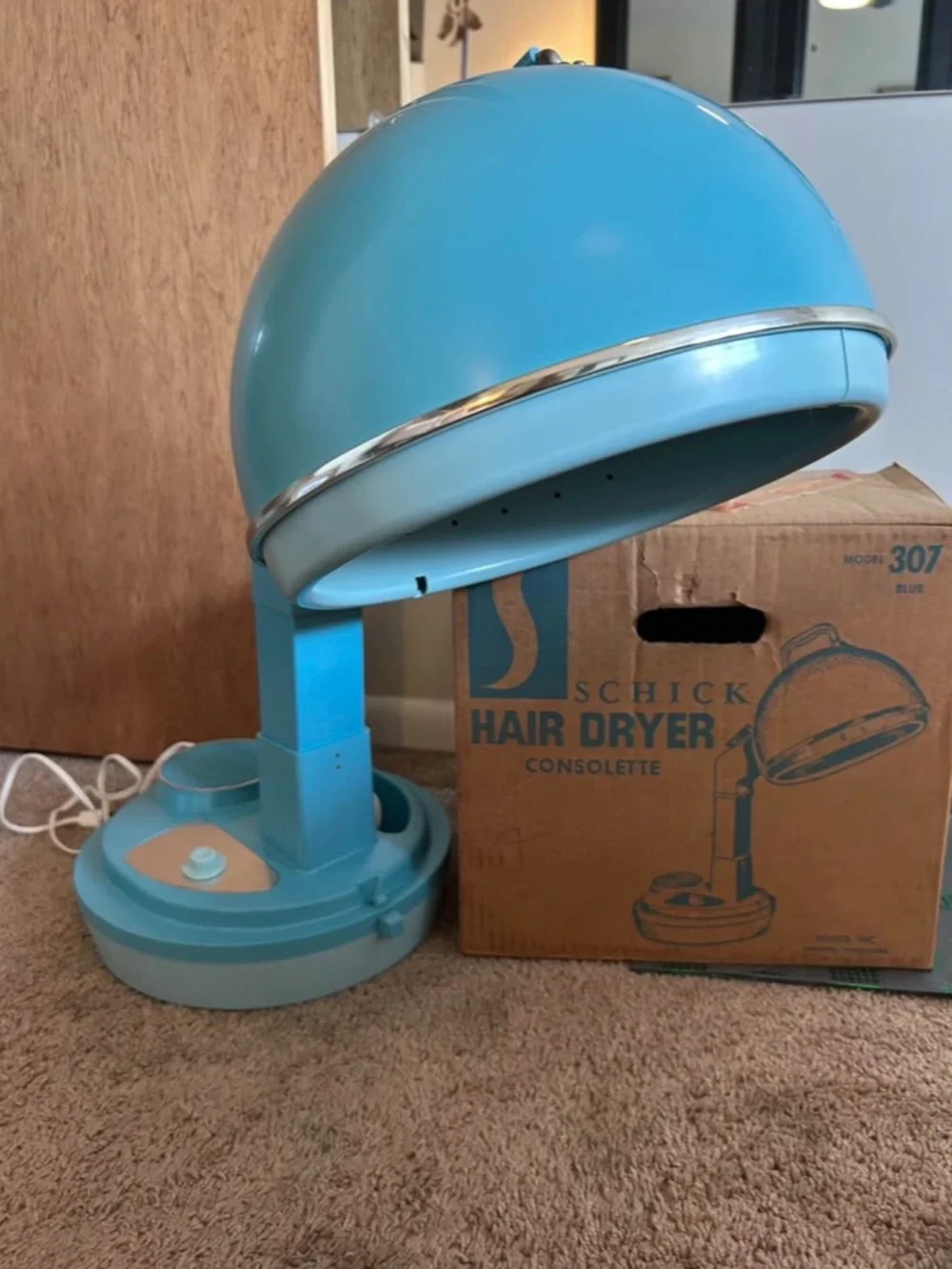 Vintage Lady Schick Consolette Hair Dryer Model 307 in original box 1964